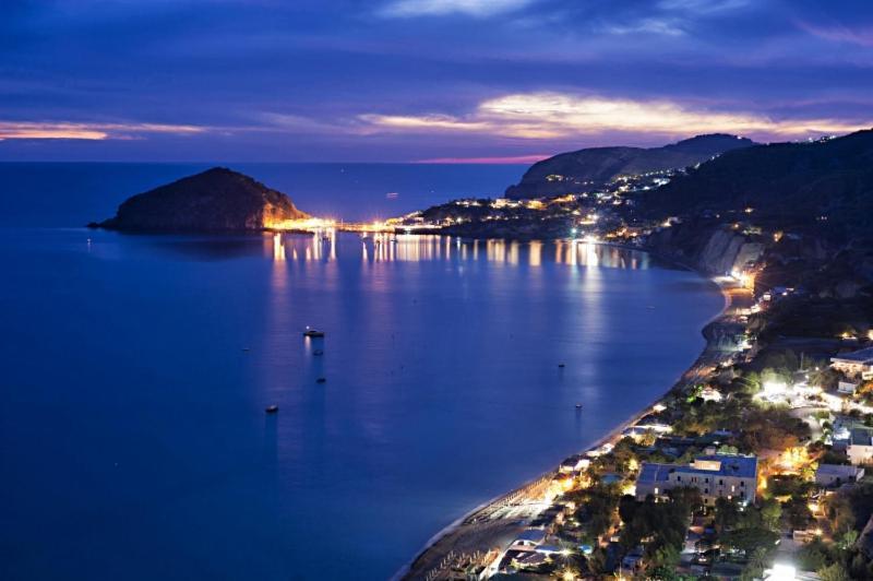 Hotel Terme Tirrenia Ischia Exterior foto